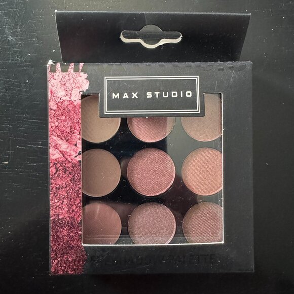 NWT Max Studio Naked Bloom Eyeshadow Palette NEW! - Picture 1 of 2